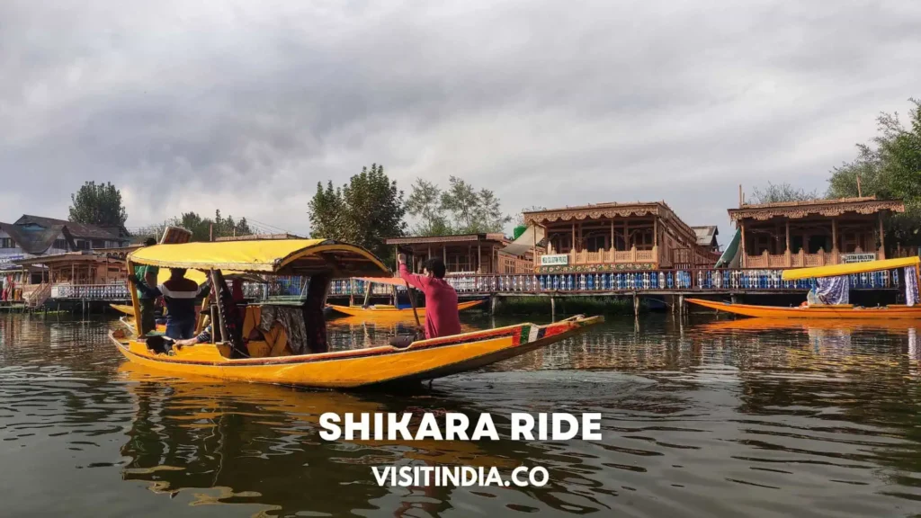 Shikara Ride Dal Lake Srinagar